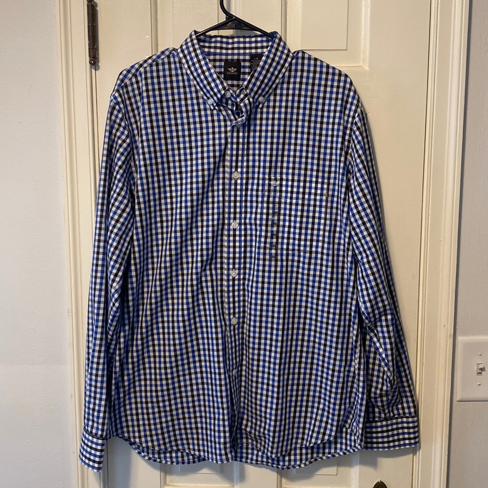 Docker’s Men’s Button Down- size large